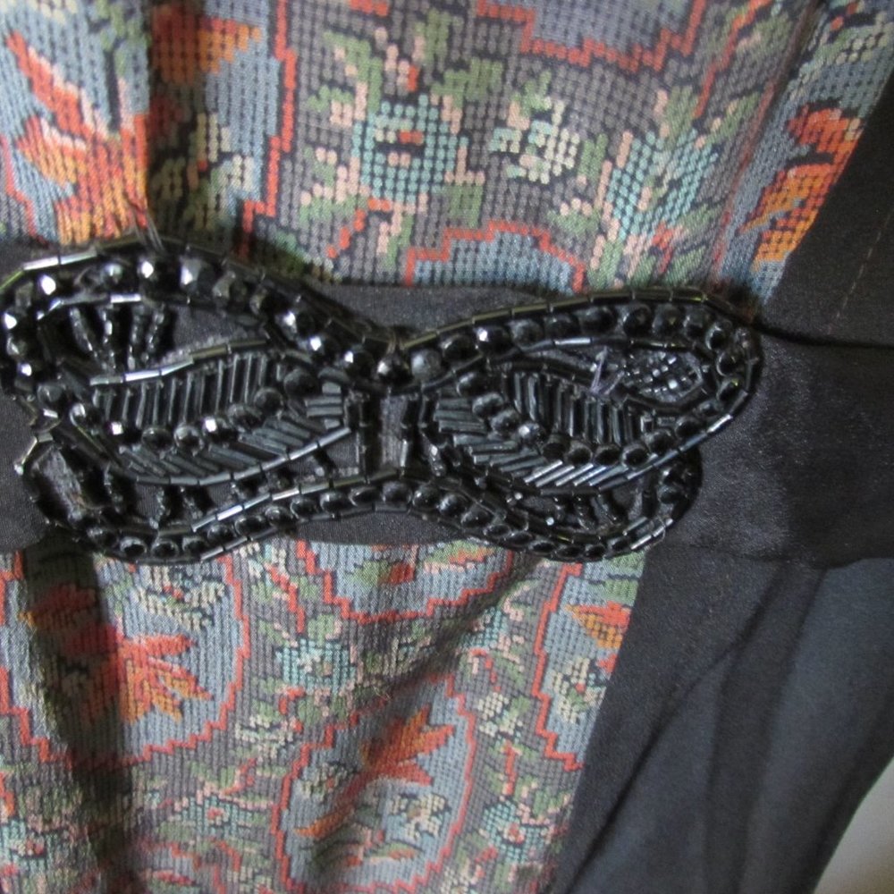 SALE Antique Dress Black Crepe Tapestry Pattern Early 20th Century - Picture 9 of 11